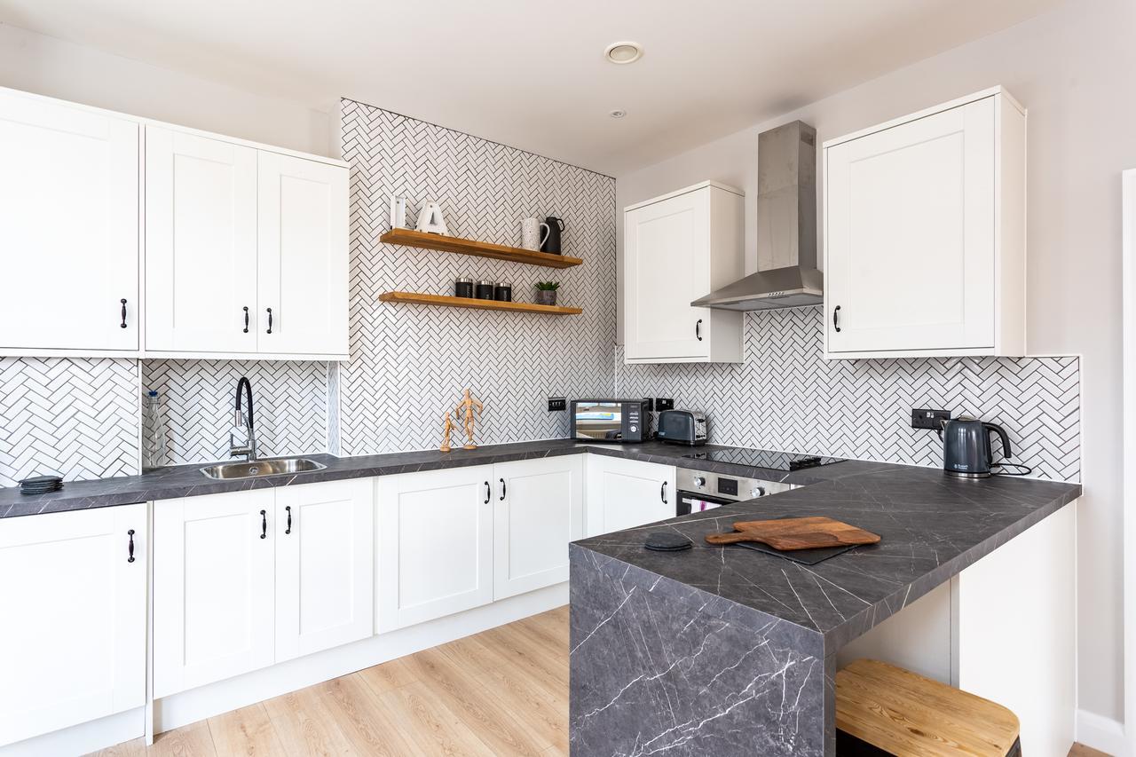 Californication - 2 Bed Apartment Southend-on-Sea Exterior photo