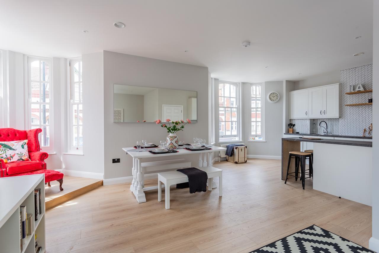 Californication - 2 Bed Apartment Southend-on-Sea Exterior photo