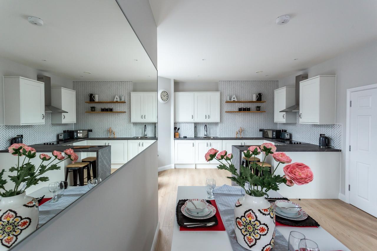 Californication - 2 Bed Apartment Southend-on-Sea Exterior photo