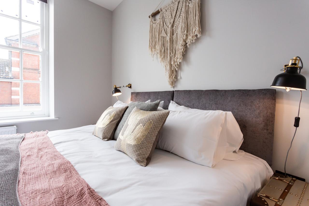Californication - 2 Bed Apartment Southend-on-Sea Exterior photo