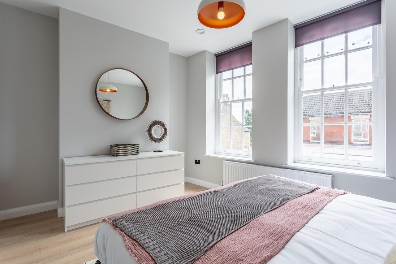 Californication - 2 Bed Apartment Southend-on-Sea Exterior photo